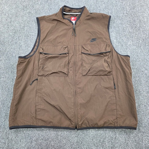 nike jacket sleeveless